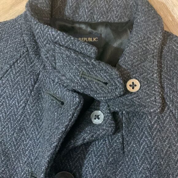 Banana Republic Wool Blend Coat - Picture 4 of 8